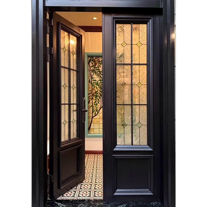 Dvere s umeleckým dizajnom z hliníkovej zliatiny